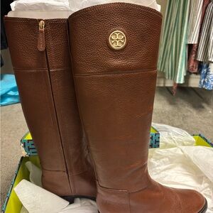 Tory Burch Brown Riding Boots, 7.5 EUC